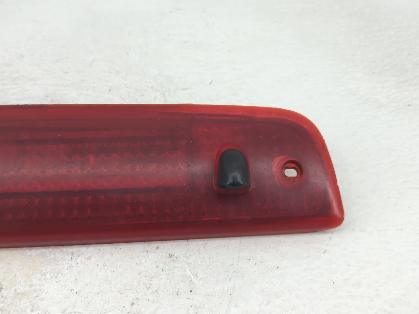 2003 Ford Expedition Driver Left Side Deck Lid Mounted Tail Light - Oemusedautoparts1.com