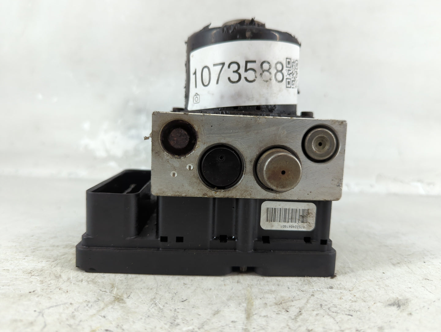2003 Ford Explorer ABS Pump Control Module Replacement P/N:2L2T-2C219-AG Fits OEM Used Auto Parts - Oemusedautoparts1.com