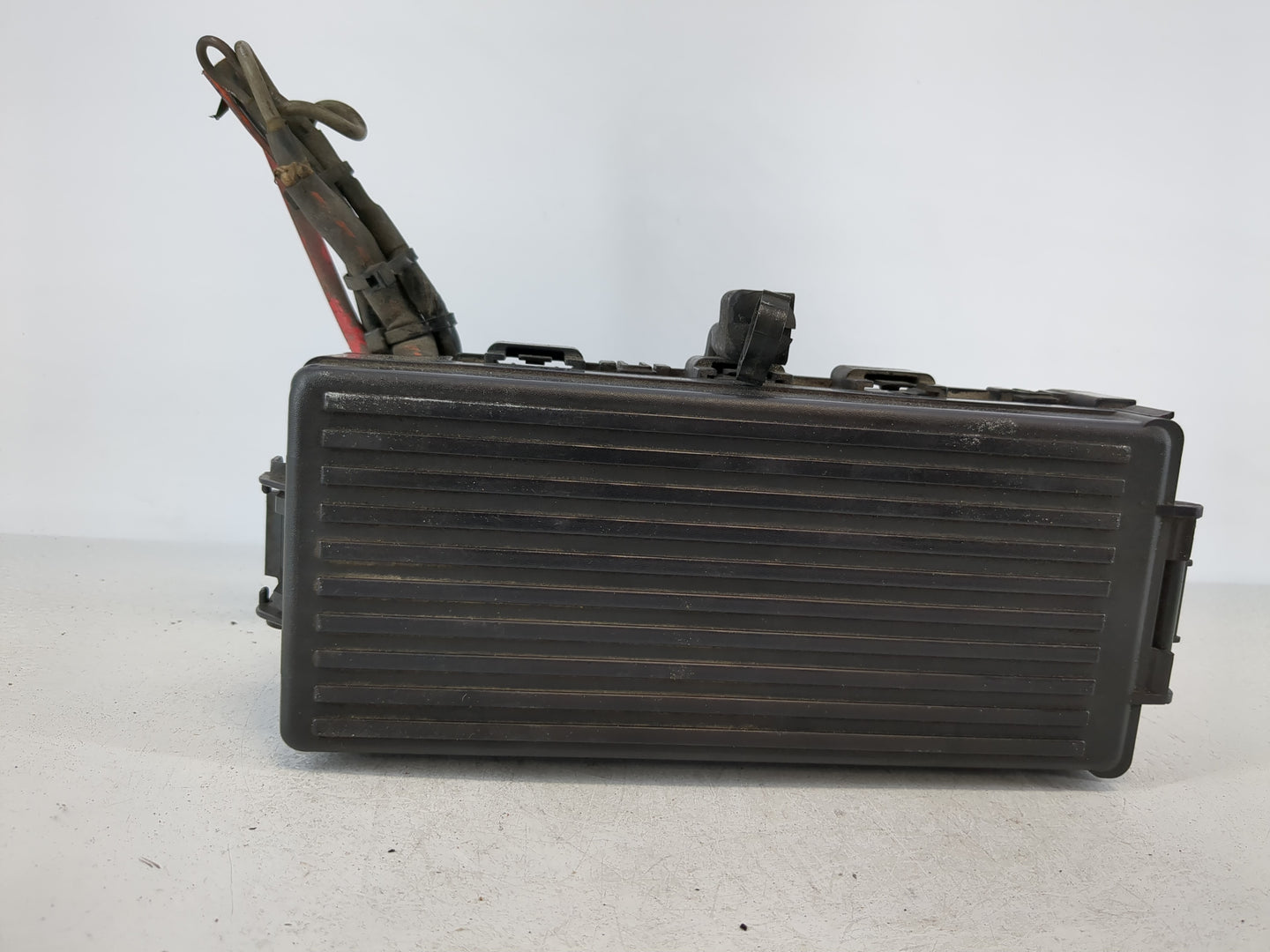 2002-2010 Ford Explorer Fusebox Fuse Box Panel Relay Module P/N:3L2TB14398 BBA Fits OEM Used Auto Parts - Oemusedautoparts1.