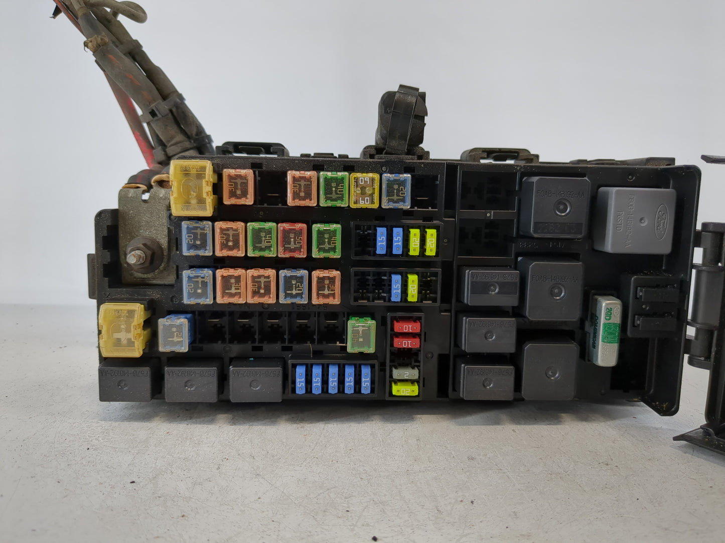 2002-2010 Ford Explorer Fusebox Fuse Box Panel Relay Module P/N:3L2TB14398 BBA Fits OEM Used Auto Parts - Oemusedautoparts1.