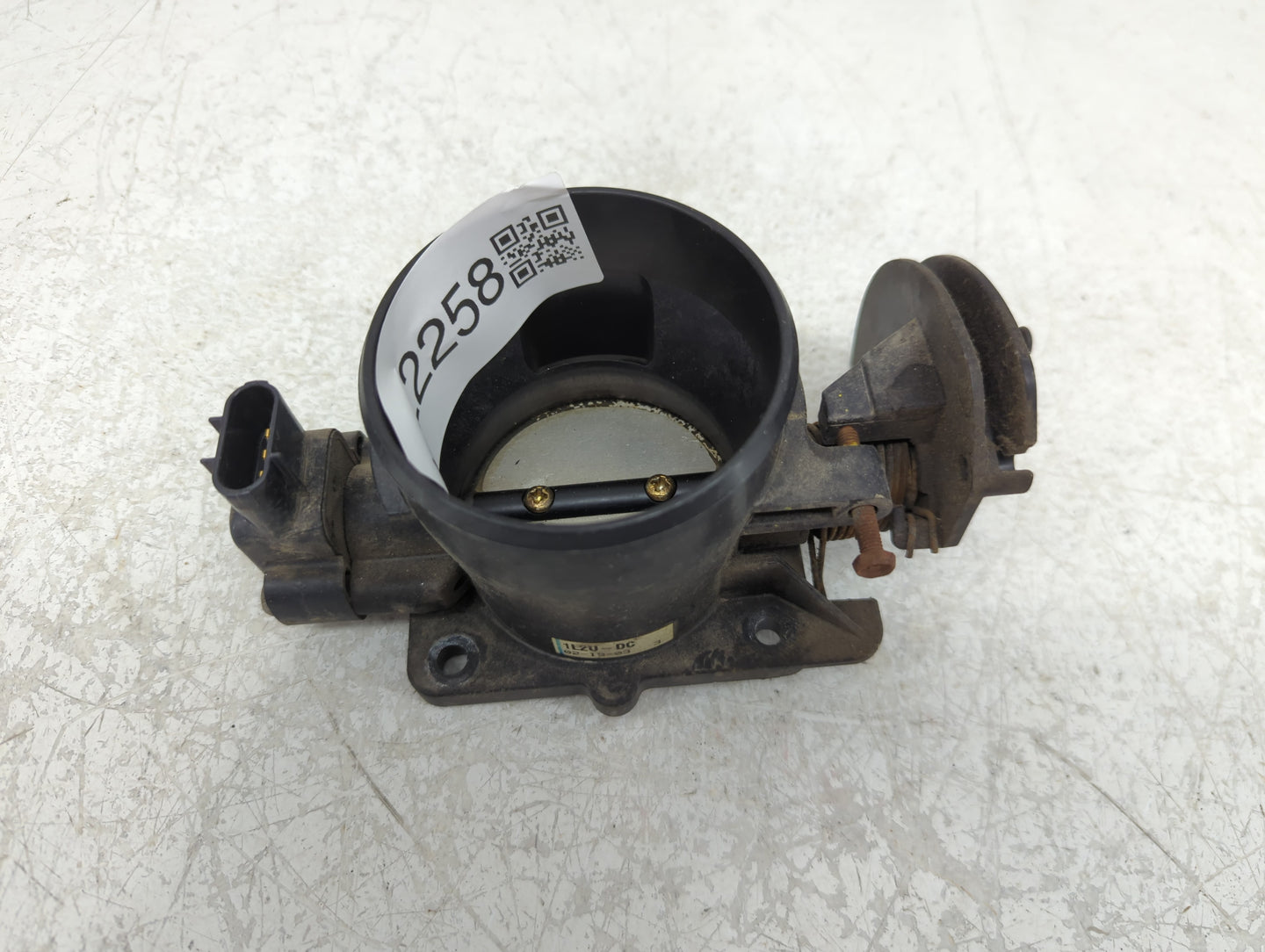 2002-2003 Ford Explorer Throttle Body Fits Fits 2002 2003 OEM Used Auto Parts - Oemusedautoparts1.com
