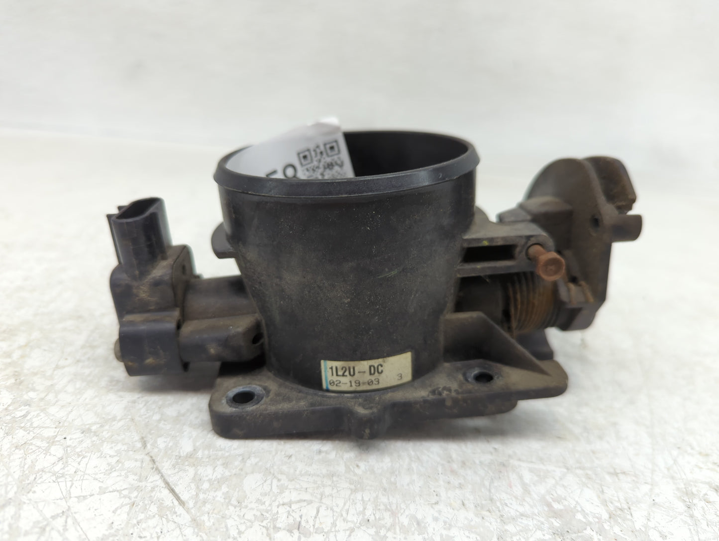 2002-2003 Ford Explorer Throttle Body Fits Fits 2002 2003 OEM Used Auto Parts - Oemusedautoparts1.com
