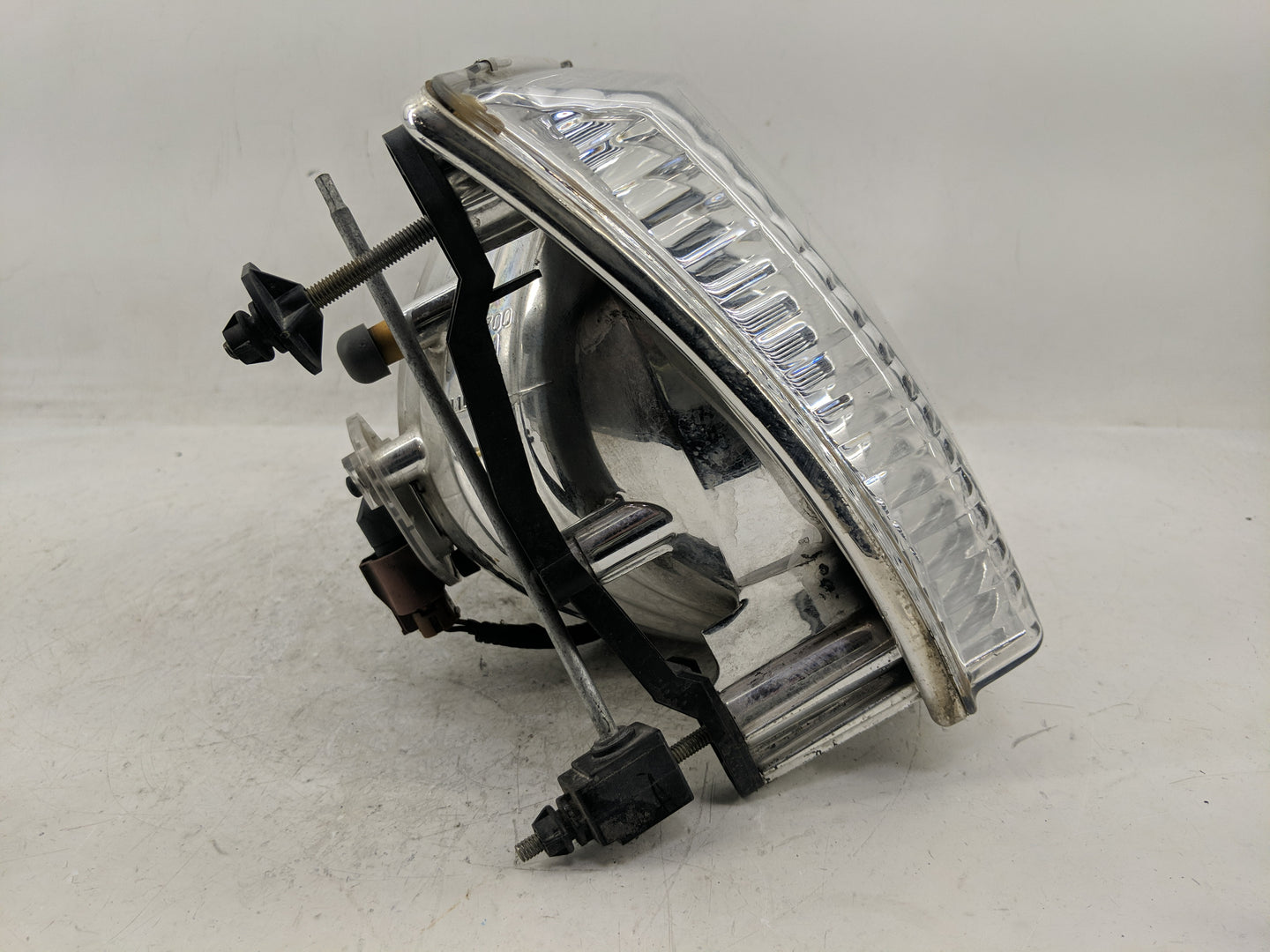 2002-2005 Ford Explorer Passenger Right Oem Head Light Headlight Lamp - Oemusedautoparts1.com