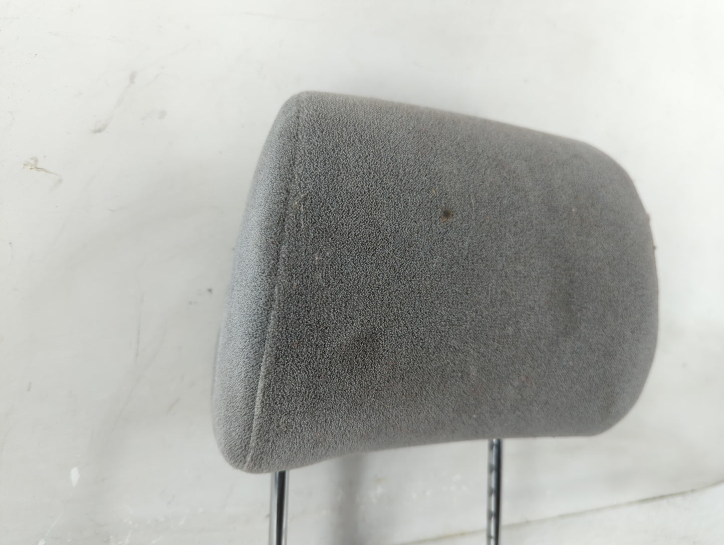 2002-2003 Ford Explorer Headrest Head Rest Rear Seat Fits Fits 2002 2003 OEM Used Auto Parts - Oemusedautoparts1.com