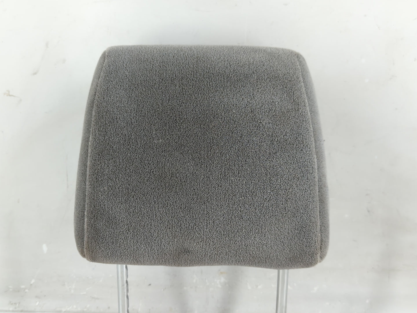 2002-2003 Ford Explorer Headrest Head Rest Rear Seat Fits Fits 2002 2003 OEM Used Auto Parts - Oemusedautoparts1.com