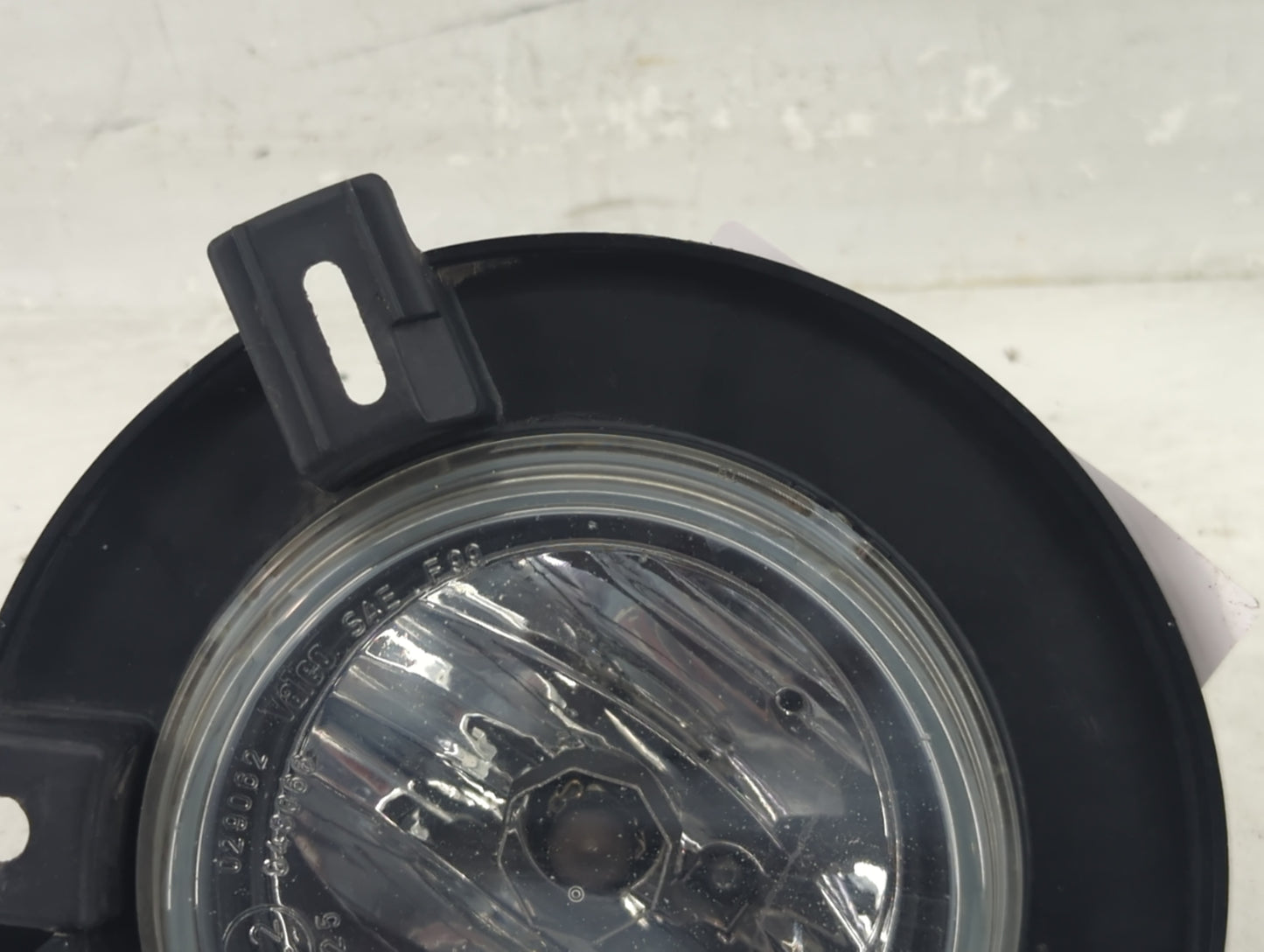 2002-2005 Ford Explorer Driver Left Oem Fog Light Lamp - Oemusedautoparts1.com