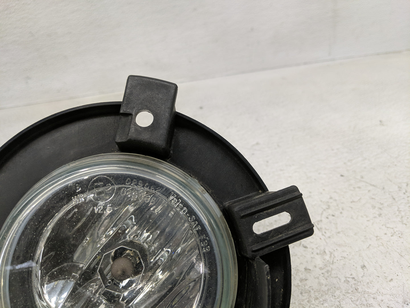 2002-2005 Ford Explorer Passenger Right Oem Fog Light Lamp - Oemusedautoparts1.com