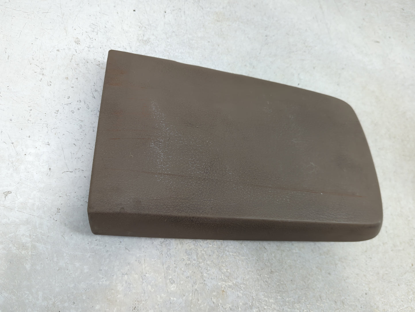 2003 Ford Explorer Center Console Armrest Cover Lid Fits OEM Used Auto Parts - Oemusedautoparts1.com
