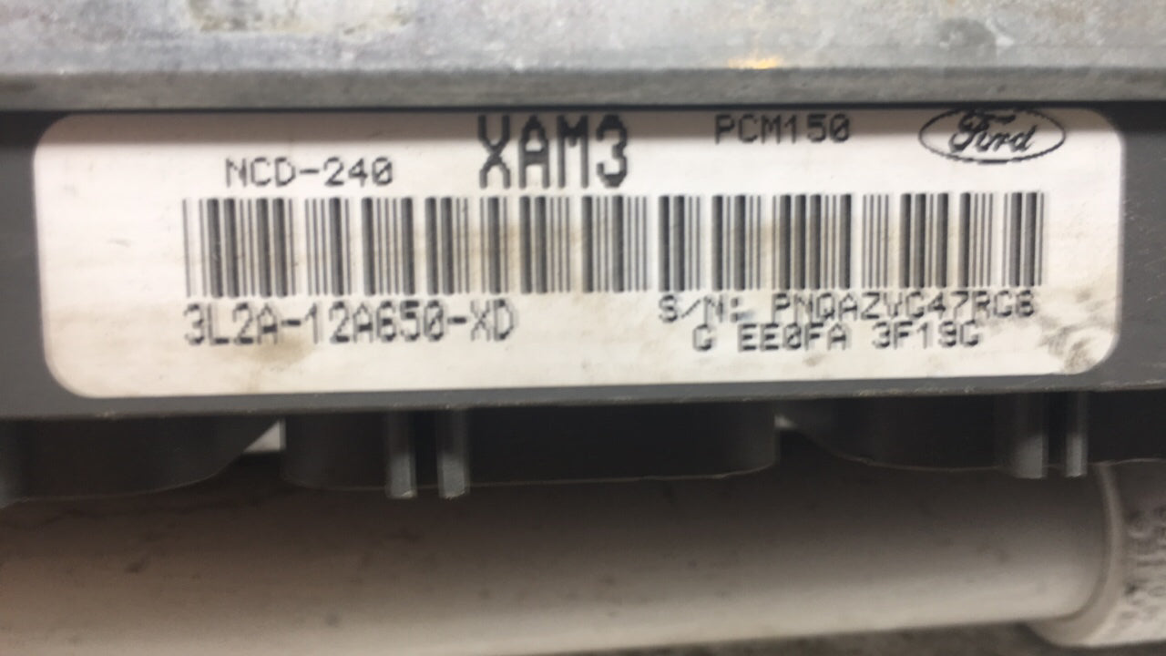 2003 Ford Explorer PCM Engine Control Computer ECU ECM PCU OEM P/N:3L2A-12A650-XD Fits OEM Used Auto Parts - Oemusedautopart
