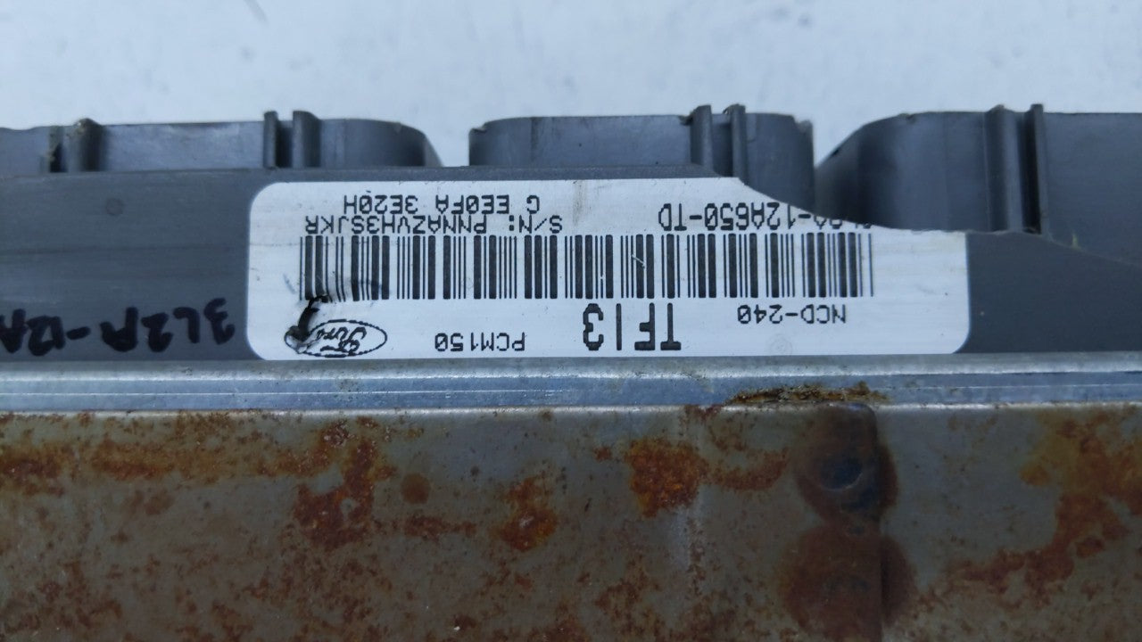 2003 Ford Explorer PCM Engine Control Computer ECU ECM PCU OEM P/N:3L2A-12A650-TD Fits OEM Used Auto Parts - Oemusedautopart