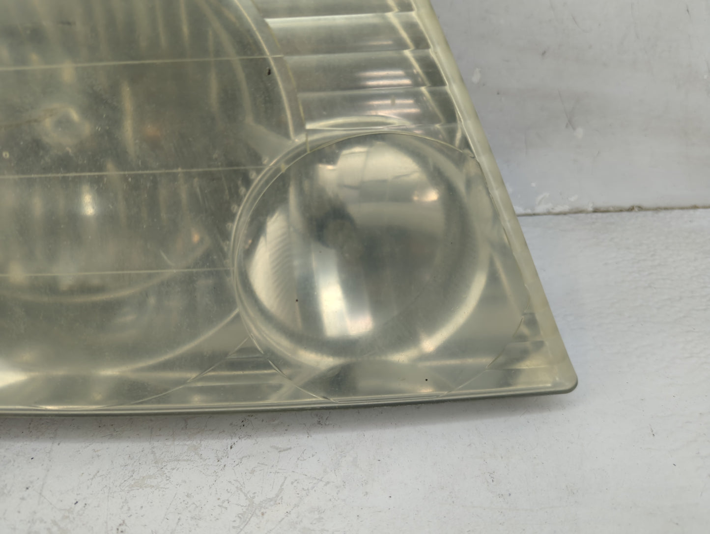 2002-2005 Ford Explorer Passenger Right Oem Head Light Headlight Lamp 1465549 - Oemusedautoparts1.com