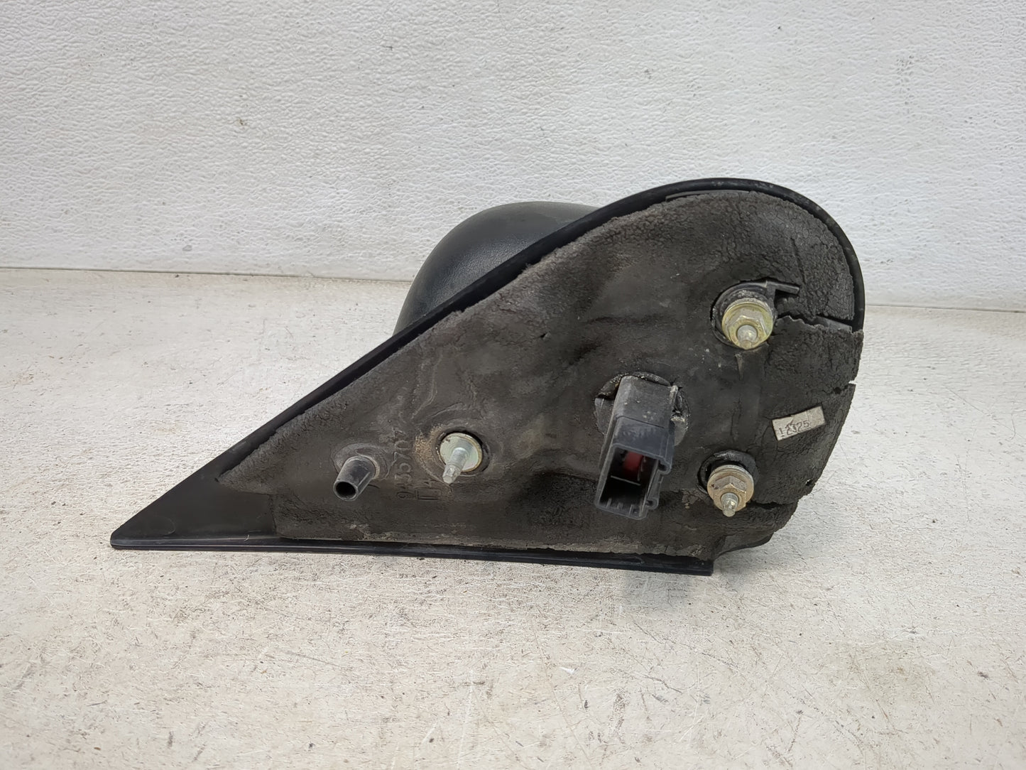 2002-2005 Ford Explorer Driver Side View Mirror - Left Door Mirror OEM Used - Oemusedautoparts1.com