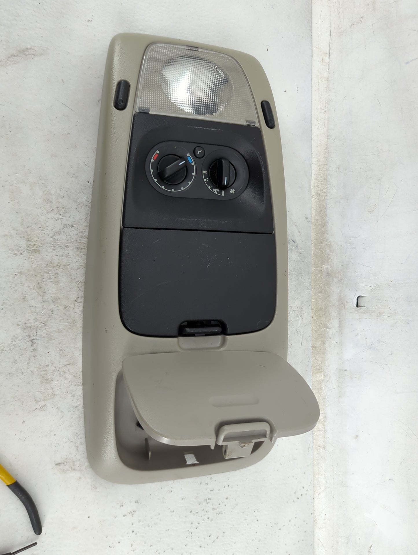2002-2006 Ford Explorer Climate Control Module Temperature AC/Heater Replacement Fits Fits 2002 2003 2004 2005 2006 OEM Used