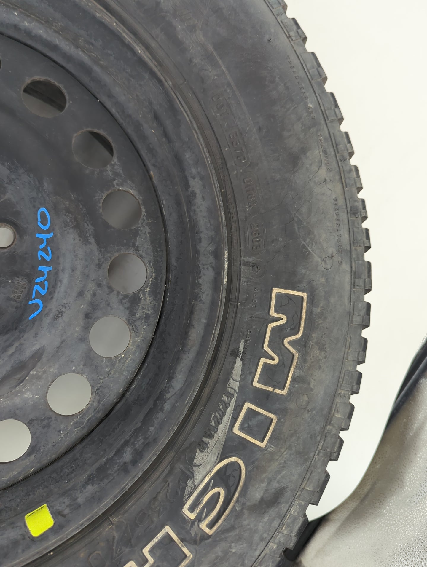 1998-2005 Ford Explorer Spare Donut Tire Wheel Rim Oem - Oemusedautoparts1.com