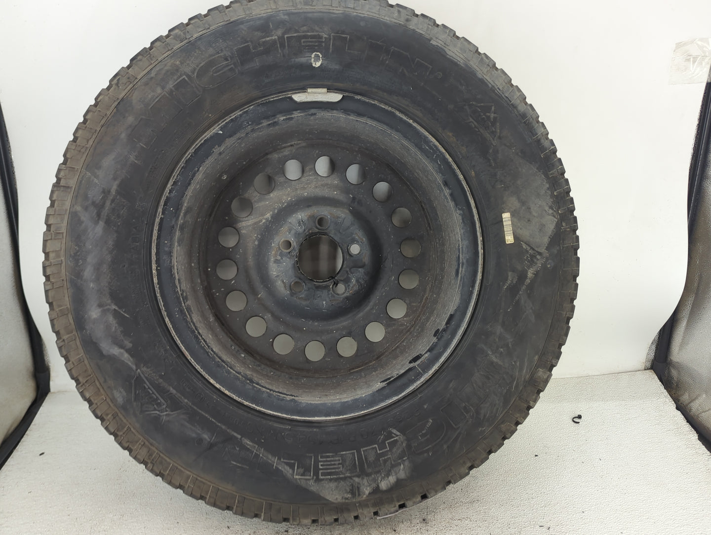 1998-2005 Ford Explorer Spare Donut Tire Wheel Rim Oem - Oemusedautoparts1.com