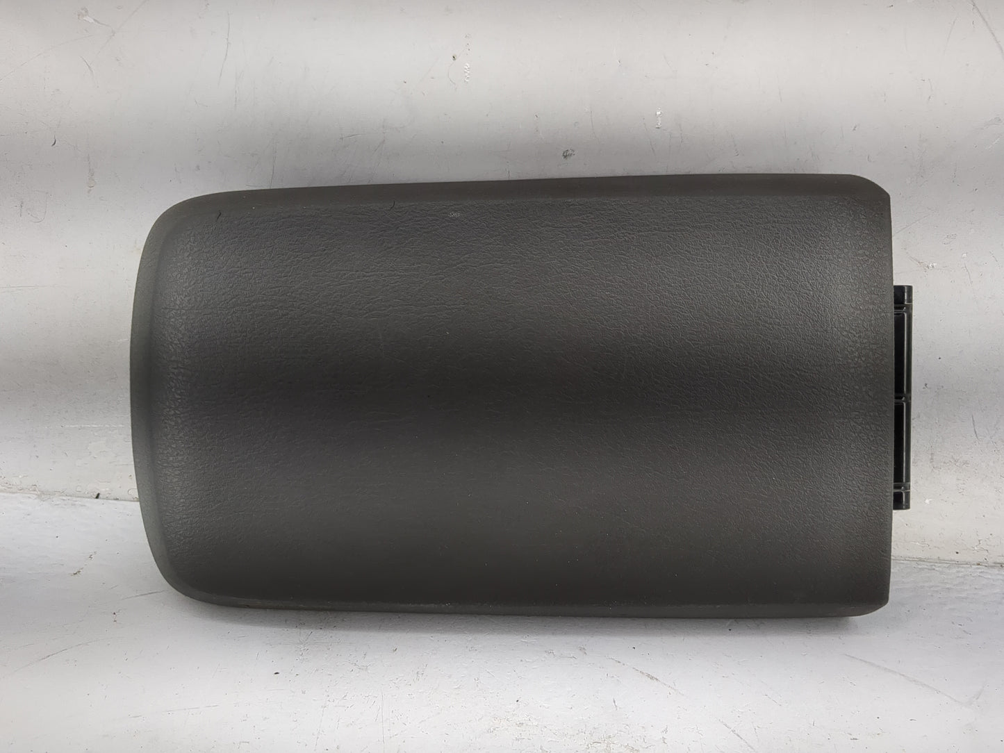 2003 Ford Explorer Center Console Armrest Cover Lid Fits OEM Used Auto Parts - Oemusedautoparts1.com