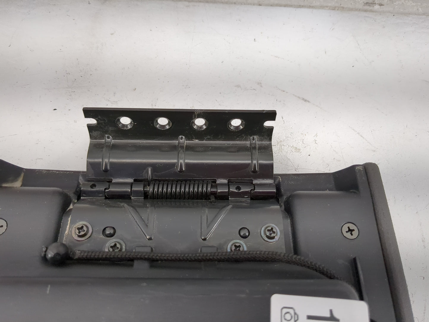 2003 Ford Explorer Center Console Armrest Cover Lid Fits OEM Used Auto Parts - Oemusedautoparts1.com