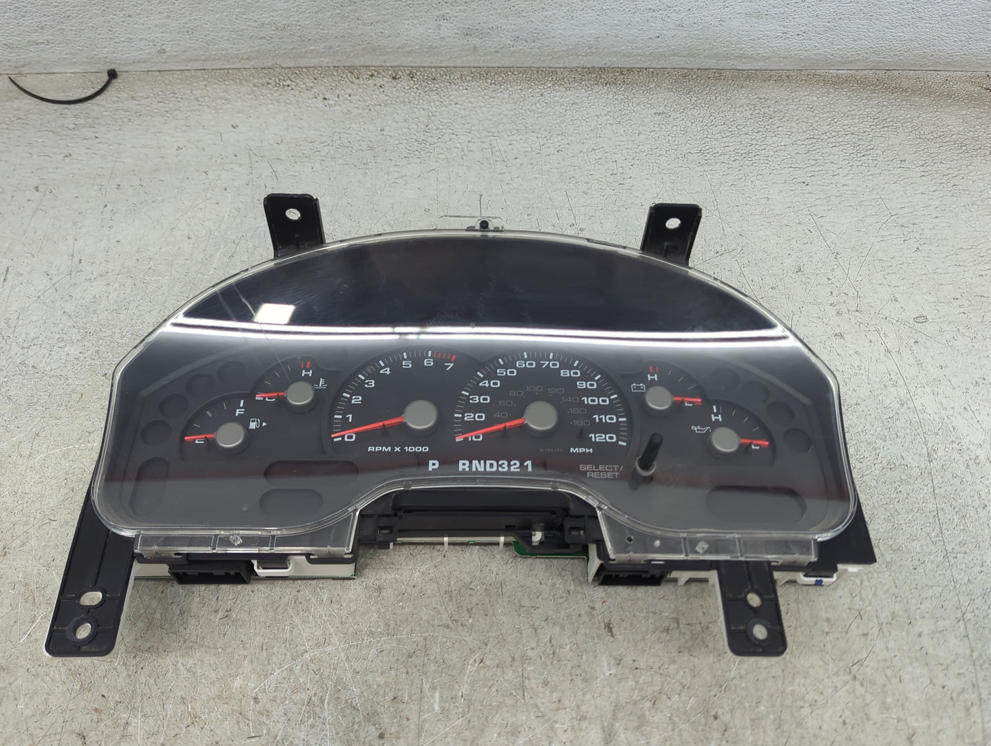 2003 Ford Explorer Instrument Cluster Speedometer Gauges P/N:GAAC47966A 3L2T-10849-AC, 3L2T BASE MPH Miles: Fits OEM Used Au