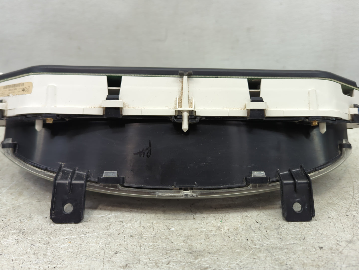 2003 Ford Explorer Instrument Cluster Speedometer Gauges P/N:GAAC47966A 3L2T-10849-AC, 3L2T BASE MPH Miles: Fits OEM Used Au