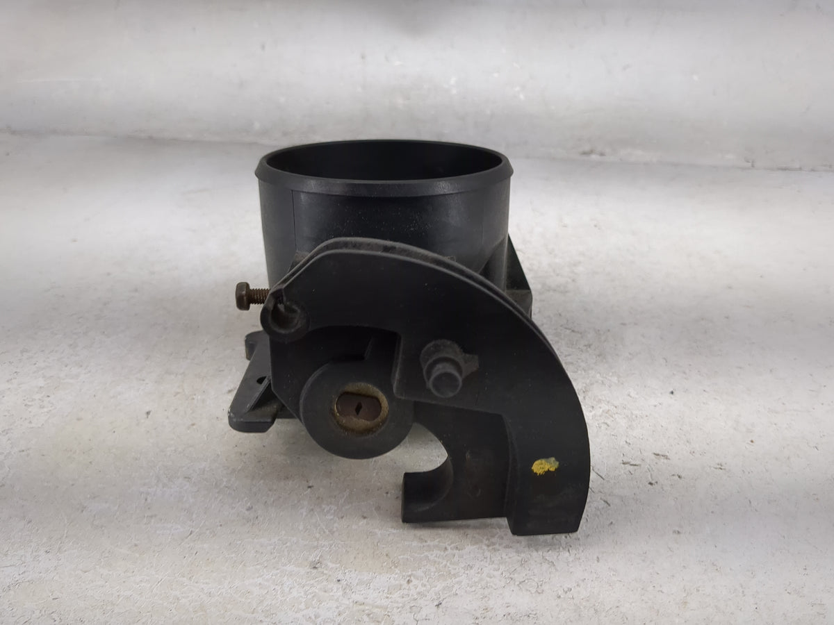 2002-2003 Ford Explorer Throttle Body P/N:F4SF98989 F4SF 98989, AB 2625A Fits Fits 2002 2003 OEM Used Auto Parts - Oemusedau