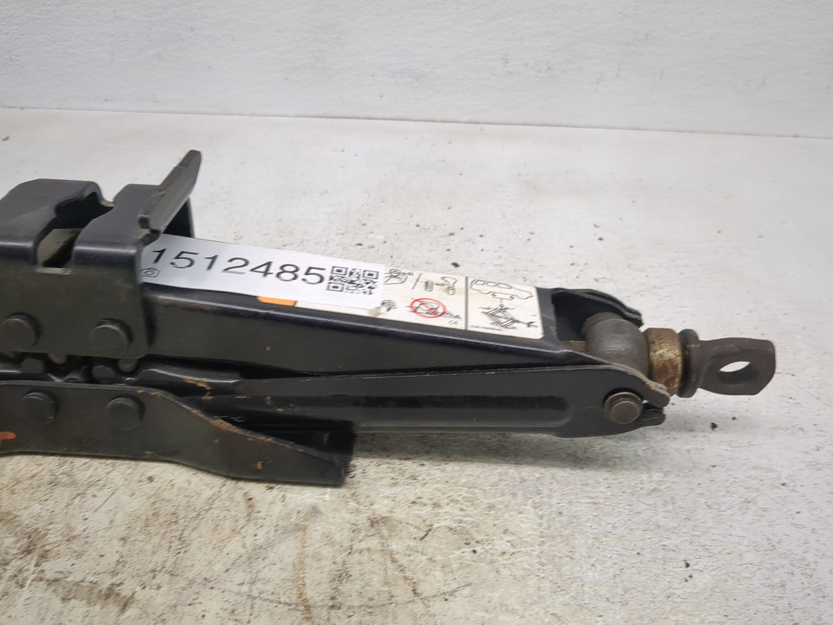 2003 Ford Explorer Spare Scissor Car Jack Black 1512485 - Oemusedautoparts1.com