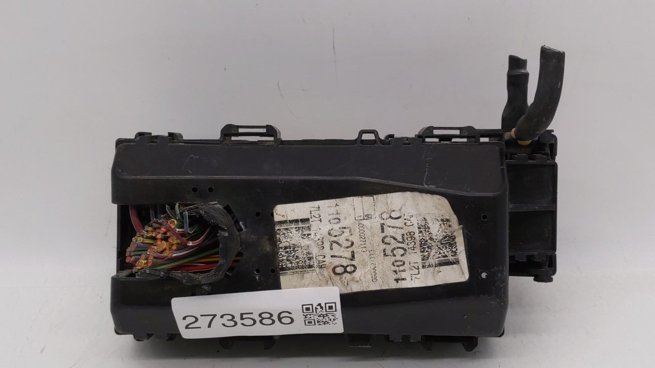 2002-2010 Ford Explorer Fusebox Fuse Box Panel Relay Module P/N:6L2T-14398-TH 4L2T14398HE Fits OEM Used Auto Parts - Oemused