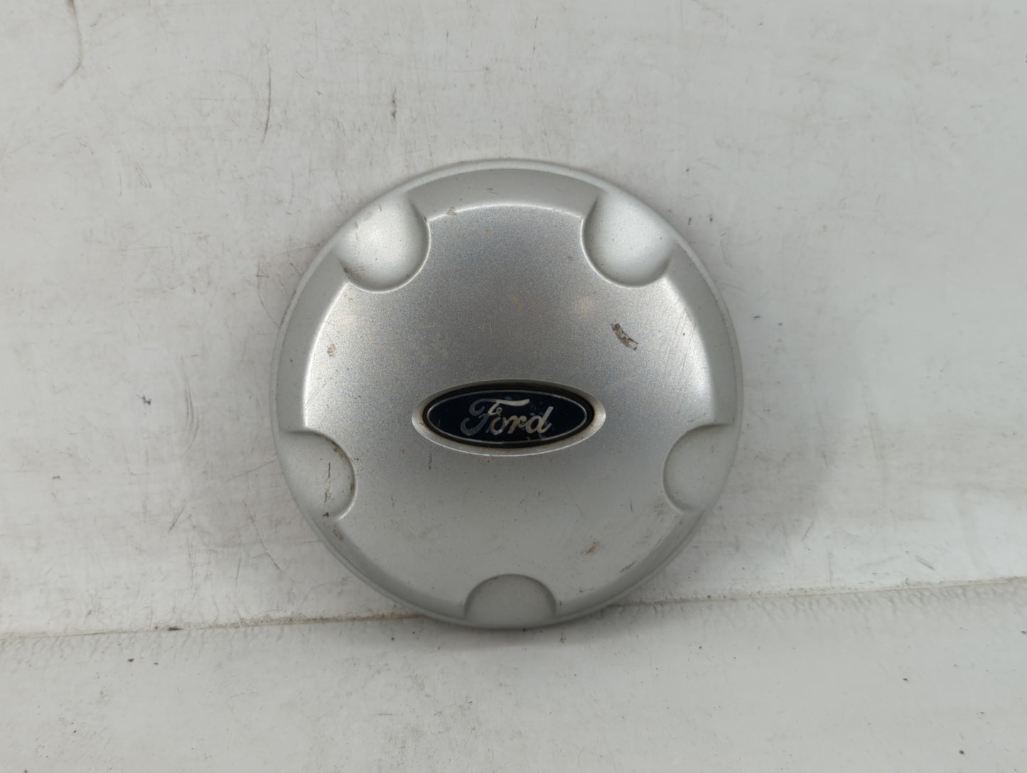 2003 Ford Explorer Rim Wheel Center Cap Silver - Oemusedautoparts1.com