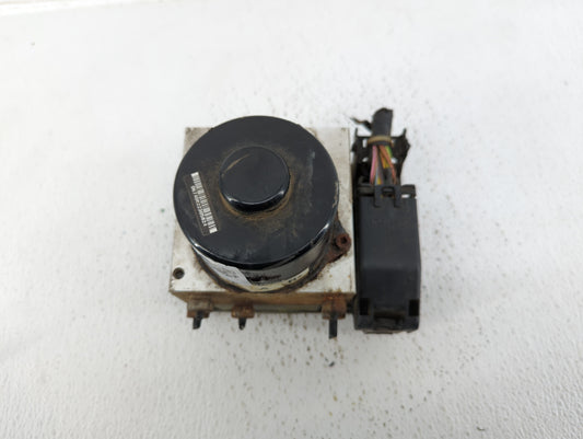 2002-2003 Ford Explorer ABS Pump Control Module Replacement P/N:2L2T-2C219-AE 3L24-2C346-BC Fits Fits 2002 2003 OEM Used Auto Parts