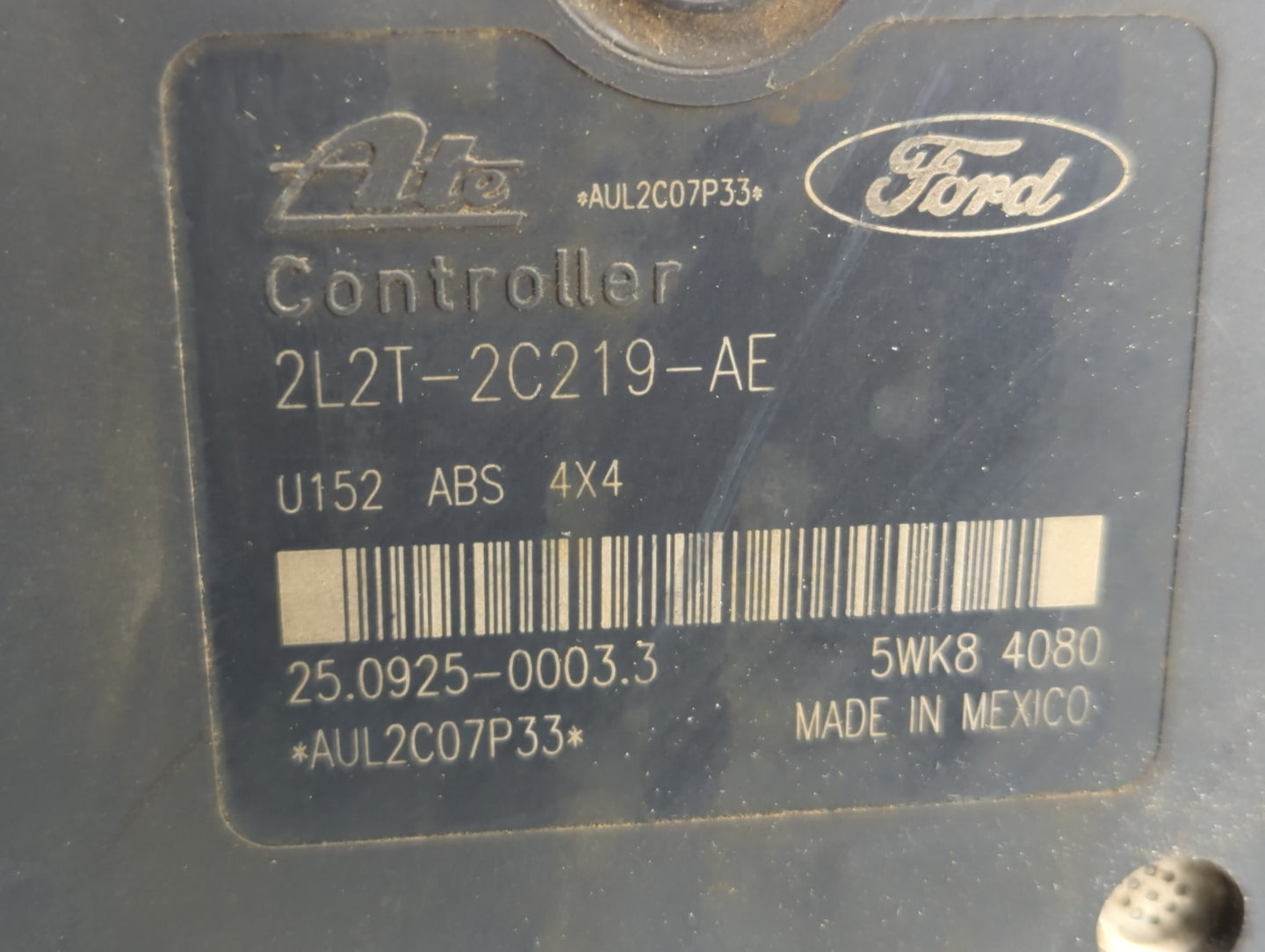 2002-2003 Ford Explorer ABS Pump Control Module Replacement P/N:2L2T-2C219-AE 3L24-2C346-BC Fits Fits 2002 2003 OEM Used Aut