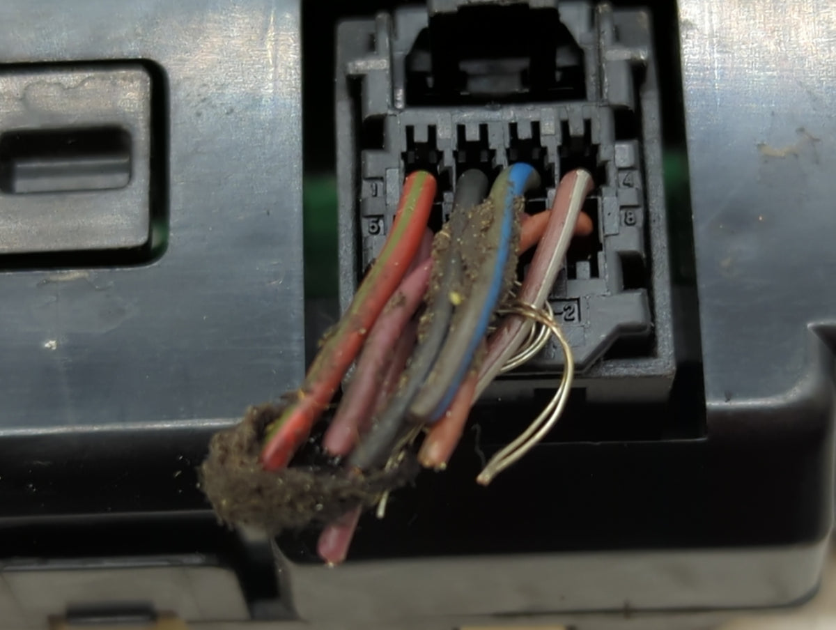 Ford Explorer Information Radio Display Screen 510857 - Oemusedautoparts1.com
