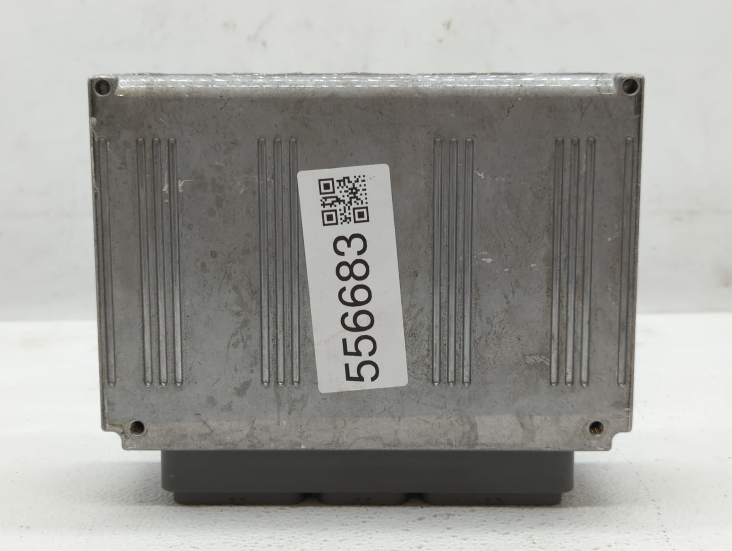 2003 Ford Explorer PCM Engine Control Computer ECU ECM PCU OEM P/N:3L2A-12A650-XD 3L2A-12A650-XE Fits OEM Used Auto Parts - 