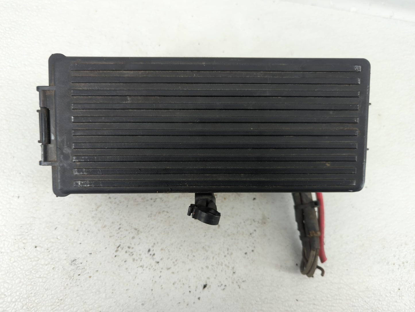2002-2010 Ford Explorer Fusebox Fuse Box Panel Relay Module Fits Fits 2002 2003 2004 2005 2006 2007 2008 2009 2010 OEM Used 