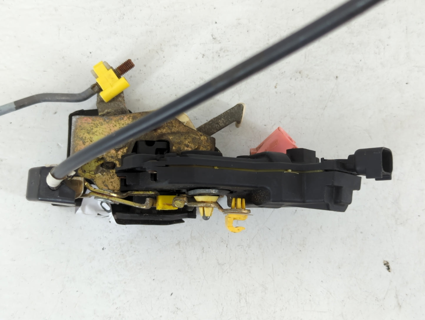 2003 Ford Explorer Door Latch - Oemusedautoparts1.com