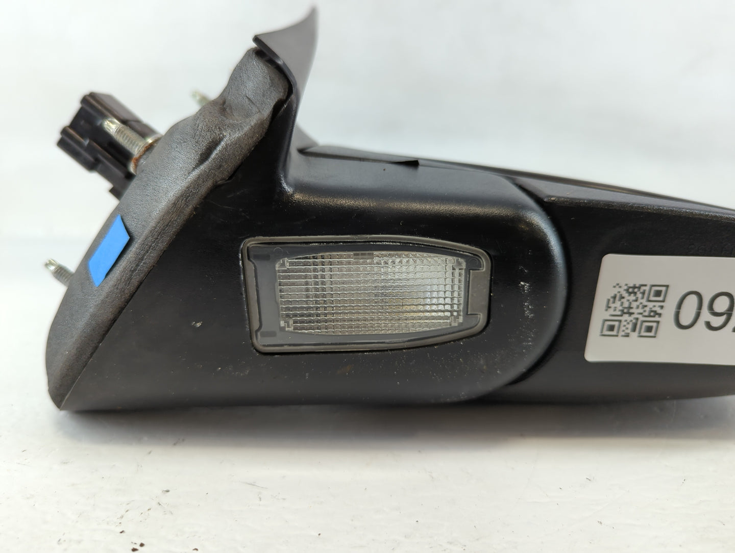 2002-2005 Ford Explorer Passenger Side View Mirror - Right Door Mirror OEM Used - Oemusedautoparts1.com