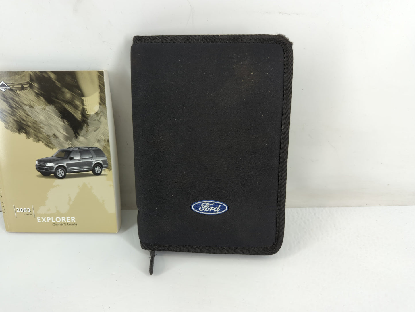 2003 Ford Explorer Owners Manual Book Guide P/N:3L2J-19A321-MB OEM Used Auto Parts - Oemusedautoparts1.com