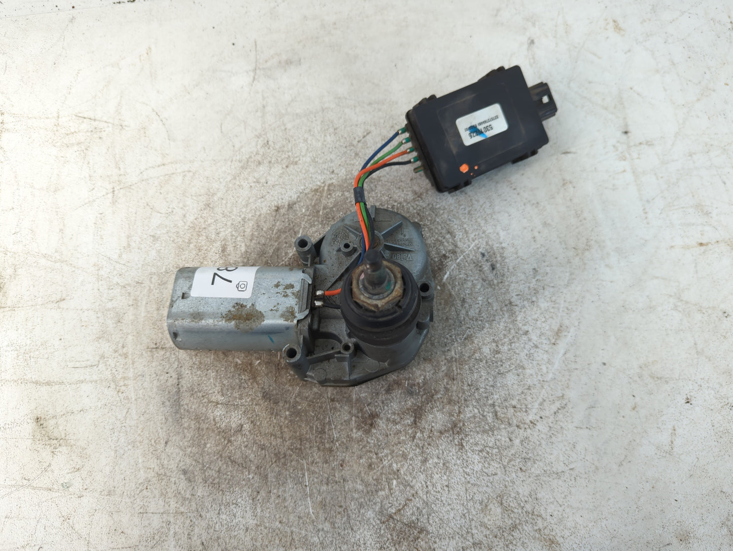 2003 Ford Explorer Rear Lid Wiper Motor P/N:53017276 Fits OEM Used Auto Parts - Oemusedautoparts1.com