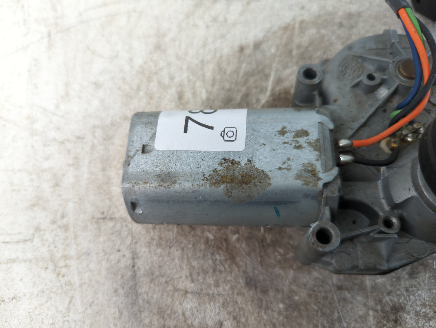 2003 Ford Explorer Rear Lid Wiper Motor P/N:53017276 Fits OEM Used Auto Parts - Oemusedautoparts1.com