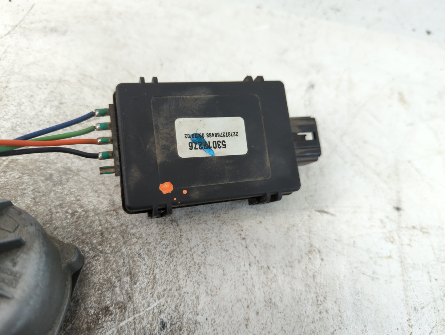 2003 Ford Explorer Rear Lid Wiper Motor P/N:53017276 Fits OEM Used Auto Parts - Oemusedautoparts1.com