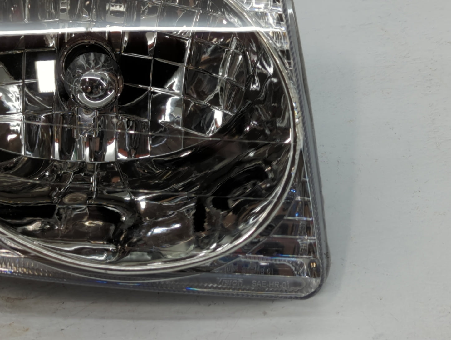 Ford Explorer Passenger Right Oem Head Light Headlight Lamp - Oemusedautoparts1.com