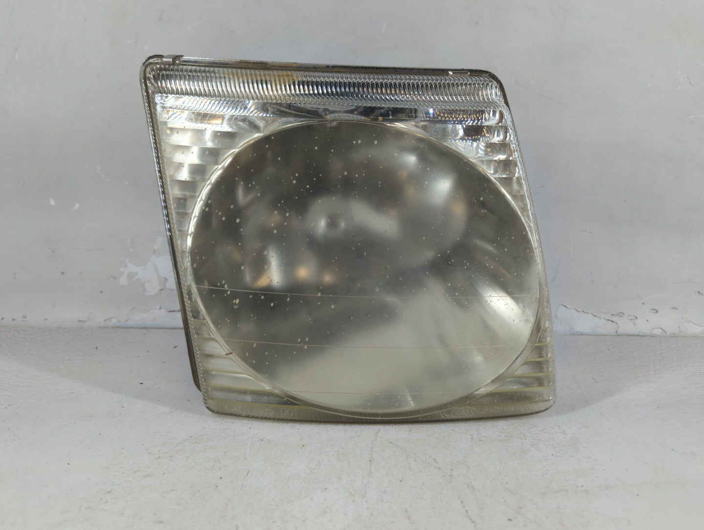 Ford Explorer Passenger Right Oem Head Light Headlight Lamp - Oemusedautoparts1.com