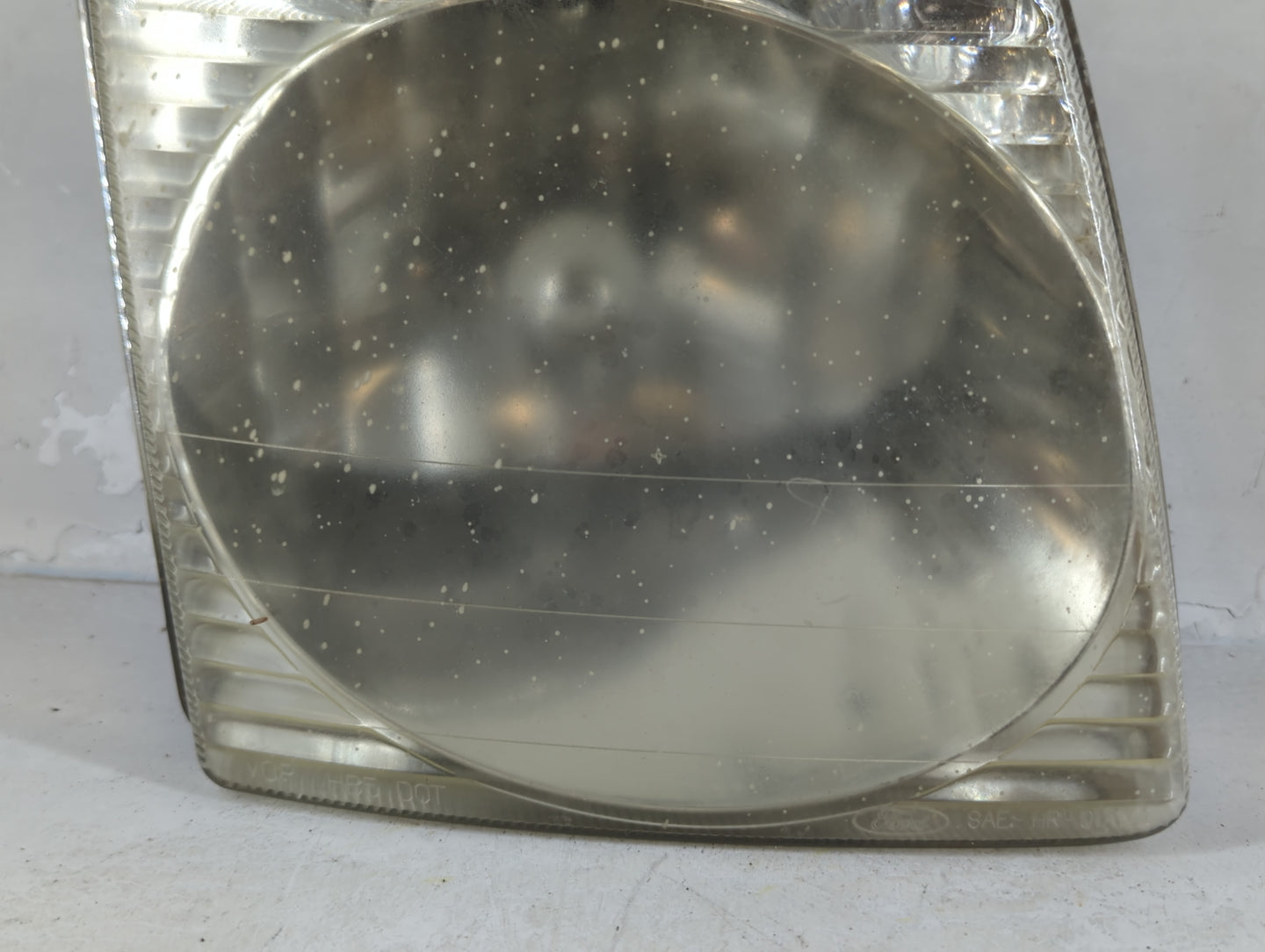 Ford Explorer Passenger Right Oem Head Light Headlight Lamp - Oemusedautoparts1.com