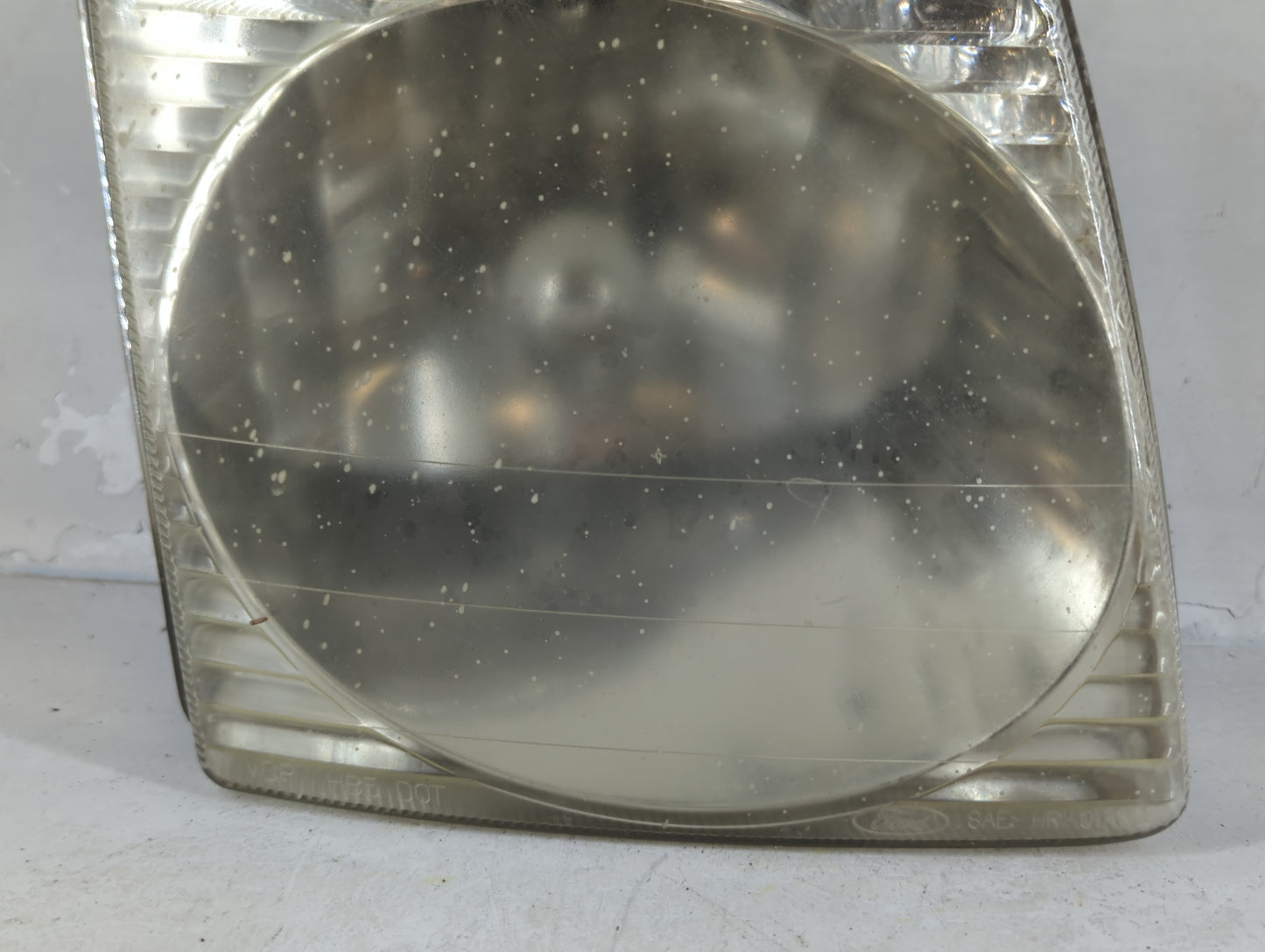 Ford Explorer Passenger Right Oem Head Light Headlight Lamp - Oemusedautoparts1.com
