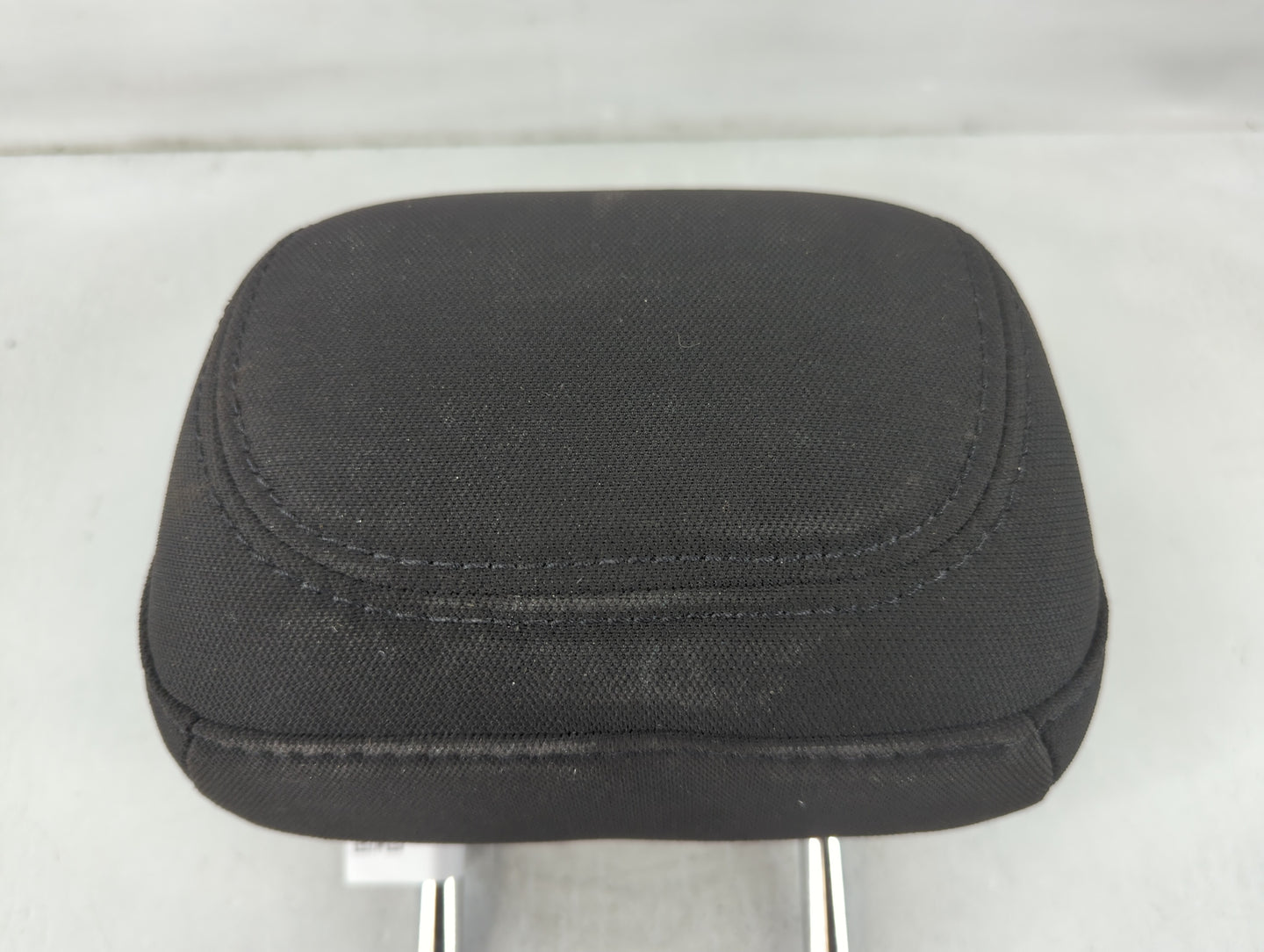 2003 Ford Explorer Headrest Head Rest Rear Center Seat Fits OEM Used Auto Parts - Oemusedautoparts1.com