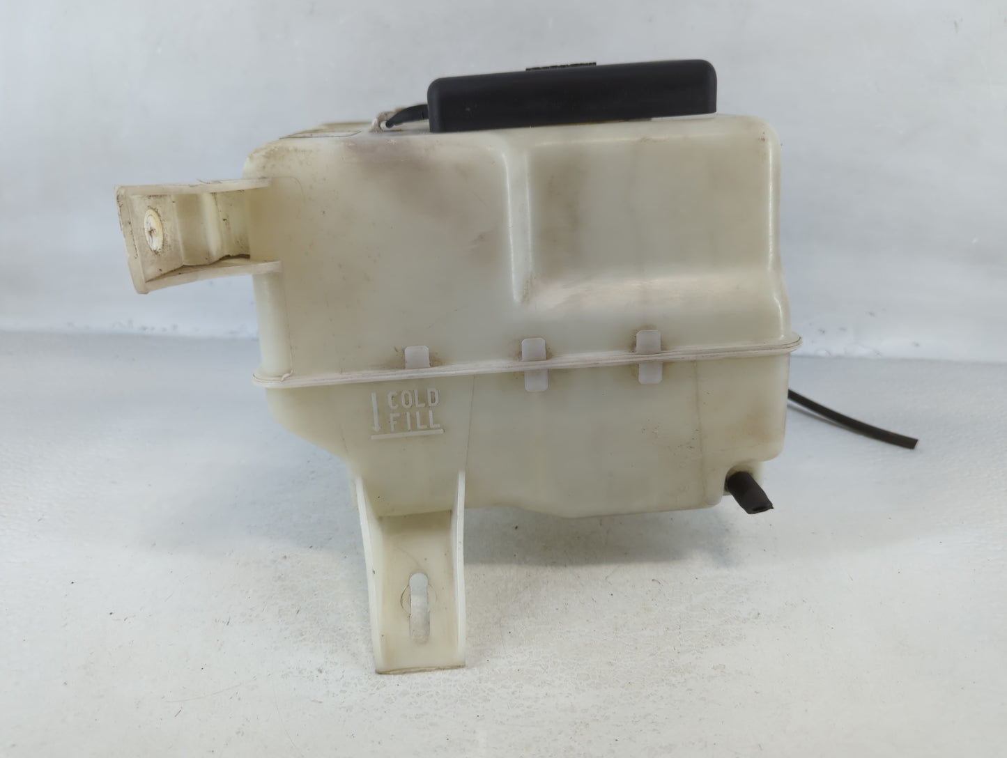 Ford Explorer Windshield Washer Fluid Reservoir Bottle Oem - Oemusedautoparts1.com