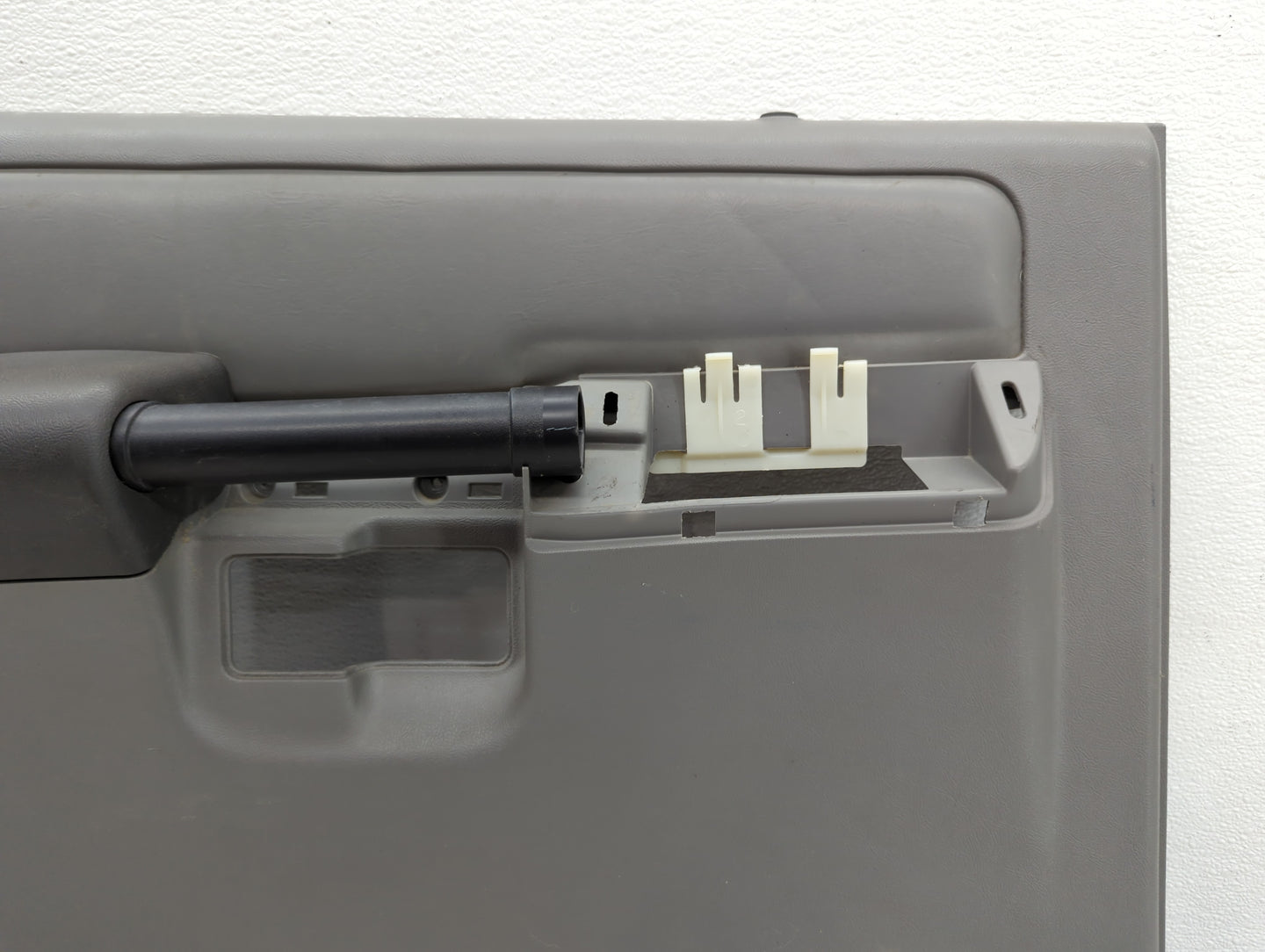 2003 Ford Explorer Rear Right Passenger Interior Door Panel Trim - Oemusedautoparts1.com