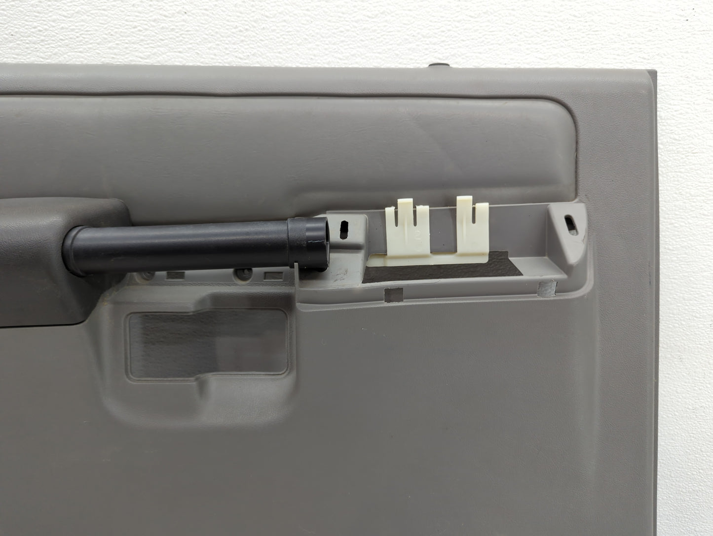 2003 Ford Explorer Rear Right Passenger Interior Door Panel Trim - Oemusedautoparts1.com