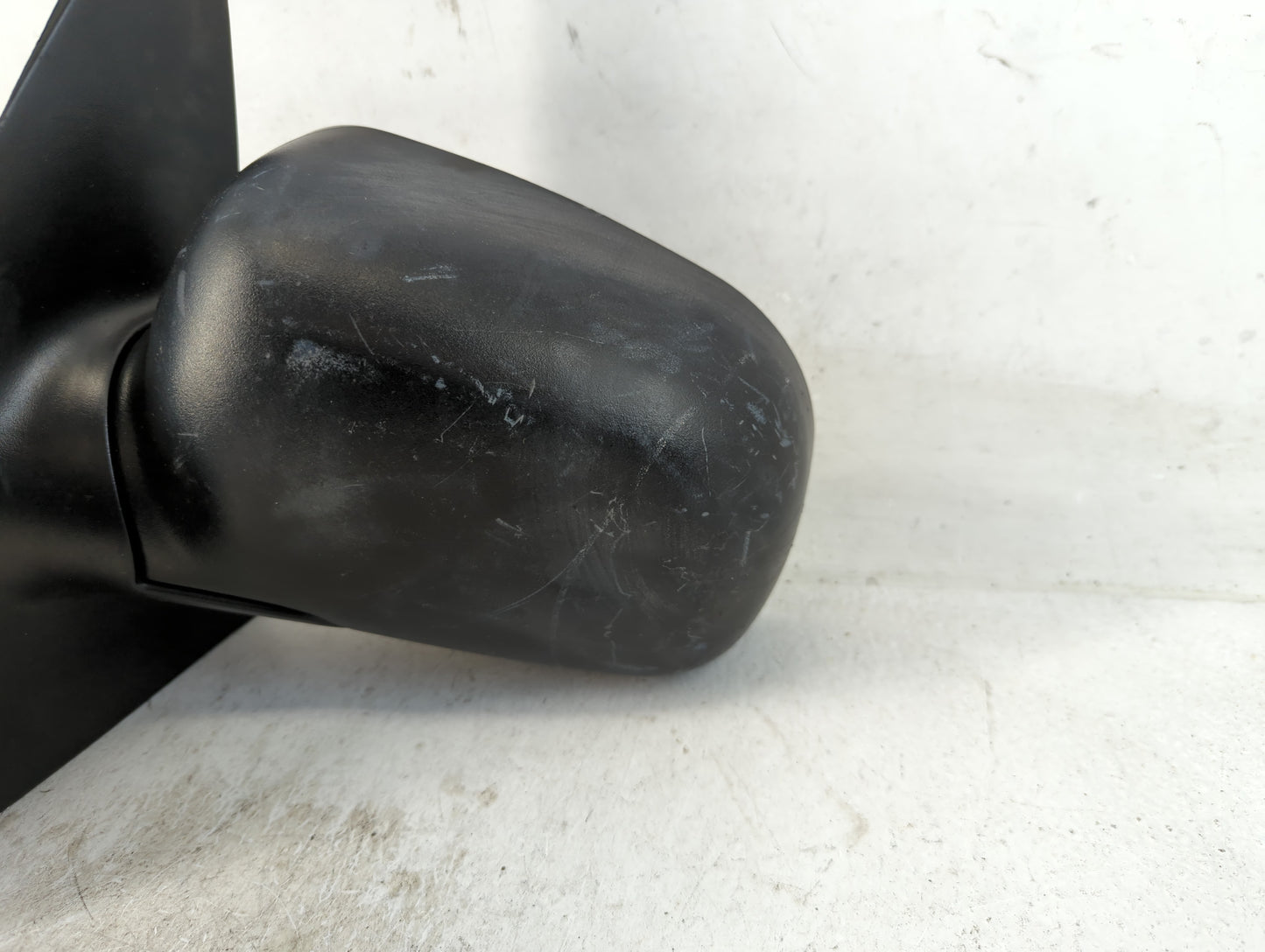 2001-2005 Ford Explorer Driver Side View Mirror - Left Door Mirror OEM Used - Oemusedautoparts1.com