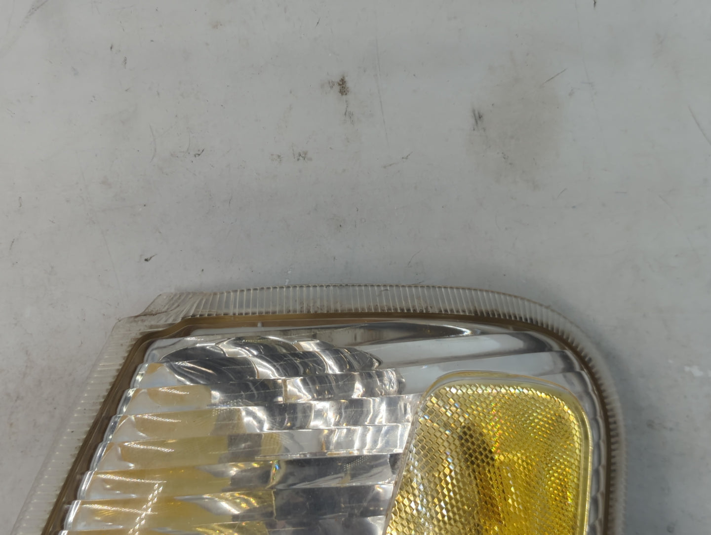 Ford Explorer Driver Left Oem Head Light Headlight Lamp - Oemusedautoparts1.com