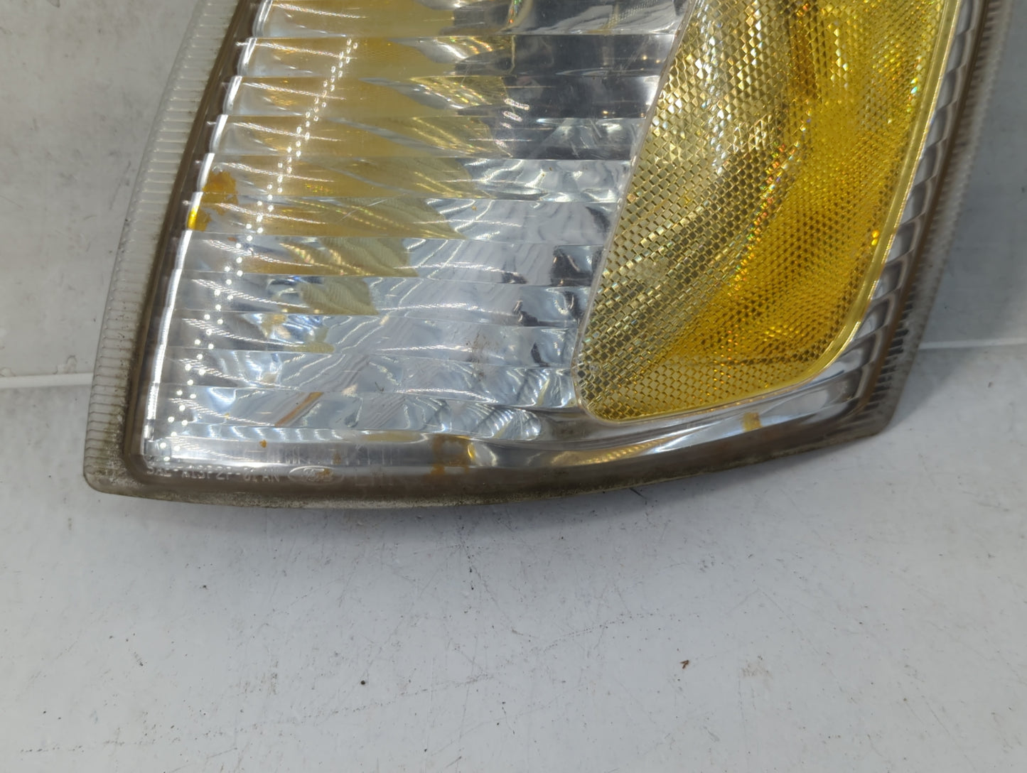 Ford Explorer Driver Left Oem Head Light Headlight Lamp - Oemusedautoparts1.com