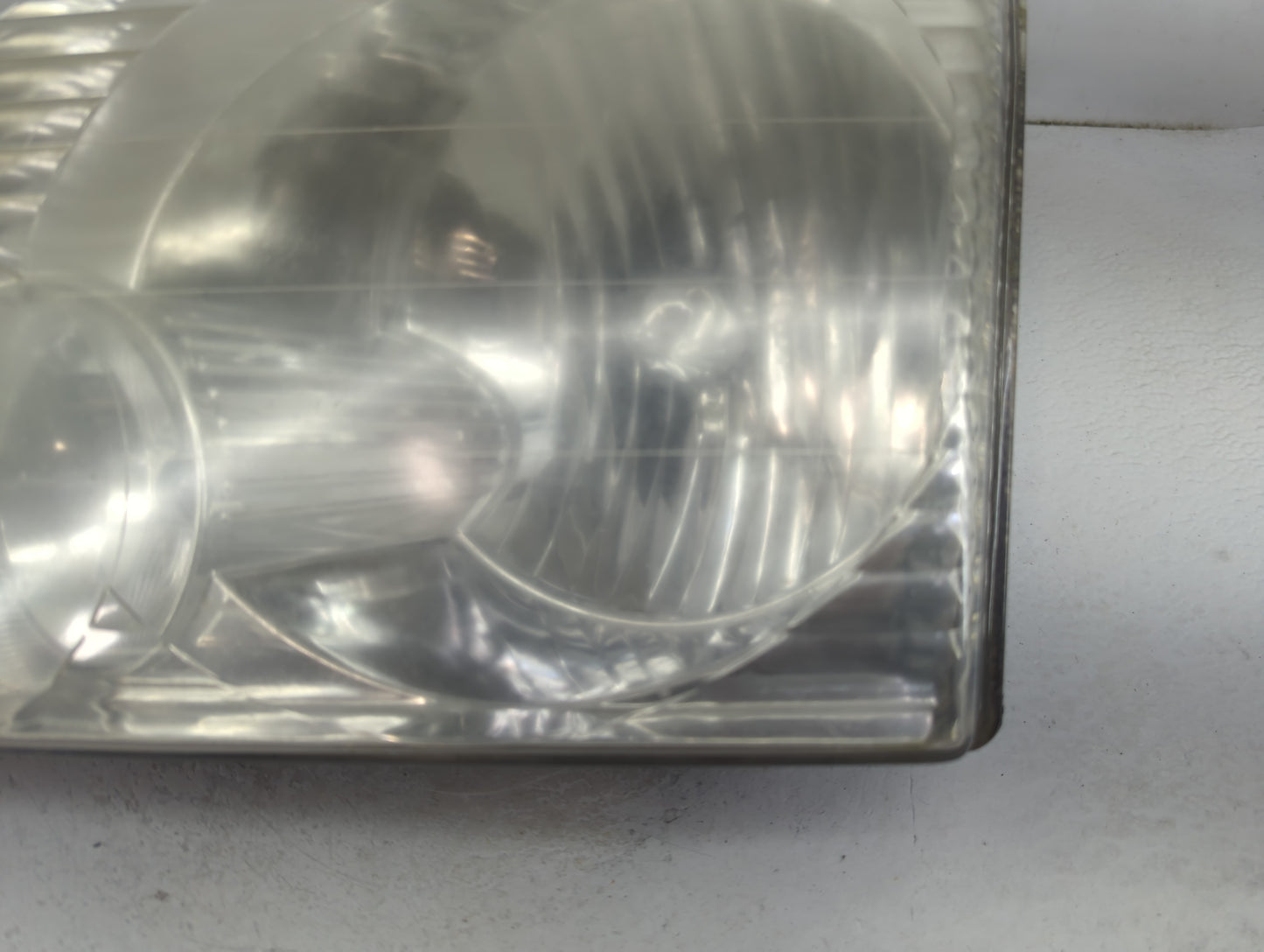 2002-2005 Ford Explorer Driver Left Oem Head Light Headlight Lamp - Oemusedautoparts1.com
